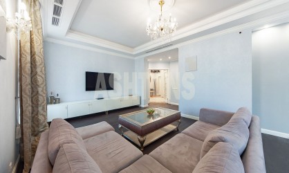 Rent of a 4-room apartment in the elite residential complex "Triumph Palace"